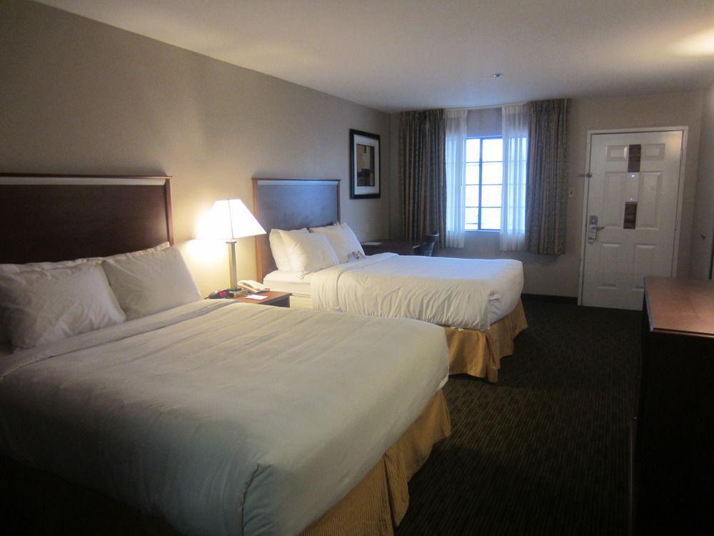 Quality University Near Downtown Inn 2*